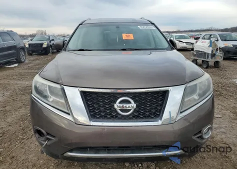 2015 Nissan Pathfinder S z USA, uszkodzony, nr VIN 5N1AR2MMXFC700341